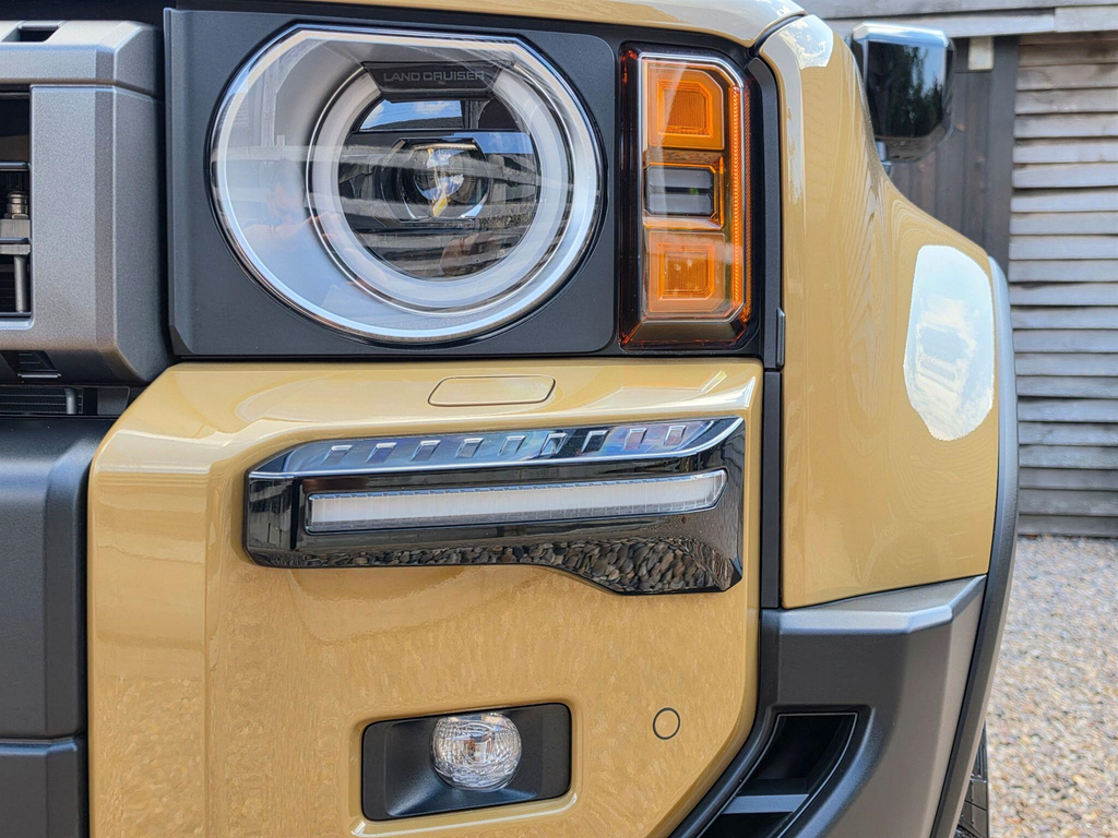 Toyota Land Cruiser First Edition D A 4Wd #22