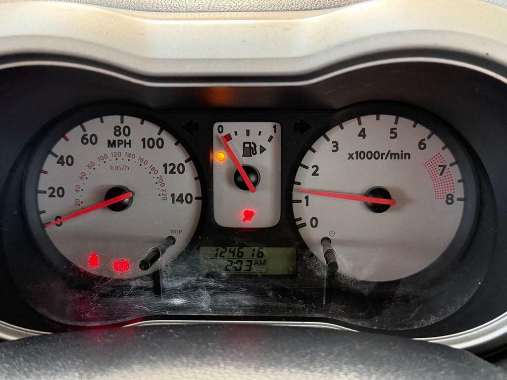 Nissan Note 1.4 16V Acenta Hatchback Euro 4 Silver #27