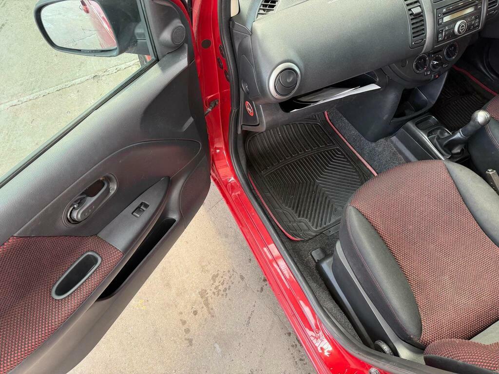 Nissan Note 1.4 16V Acenta Hatchback Euro 4 Silver #11
