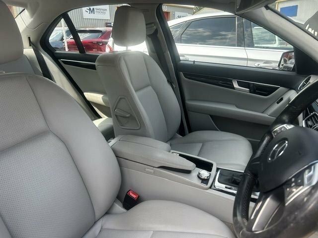 Mercedes-Benz C Class 1.8 C180 Blueefficiency Executive Black #13