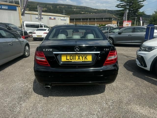 Mercedes-Benz C Class C220 Cdi Blueefficiency Se Black #5