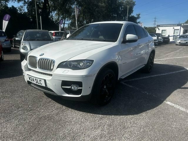 BMW X6 50I V8 Suv White #3