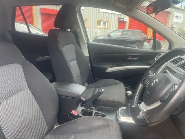 Suzuki SX4 S Cross Sz-t Suv White #6