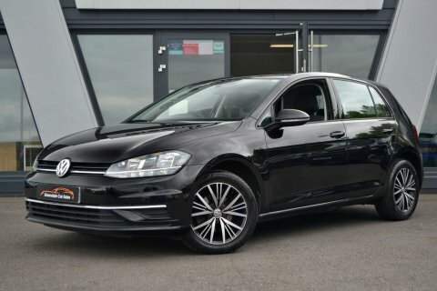 Volkswagen Golf 1.0 Golf Se Black