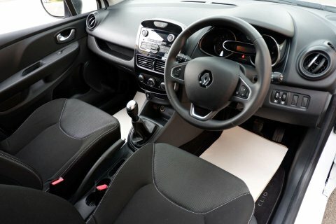 Renault Clio 1.1 Clio Play White #4
