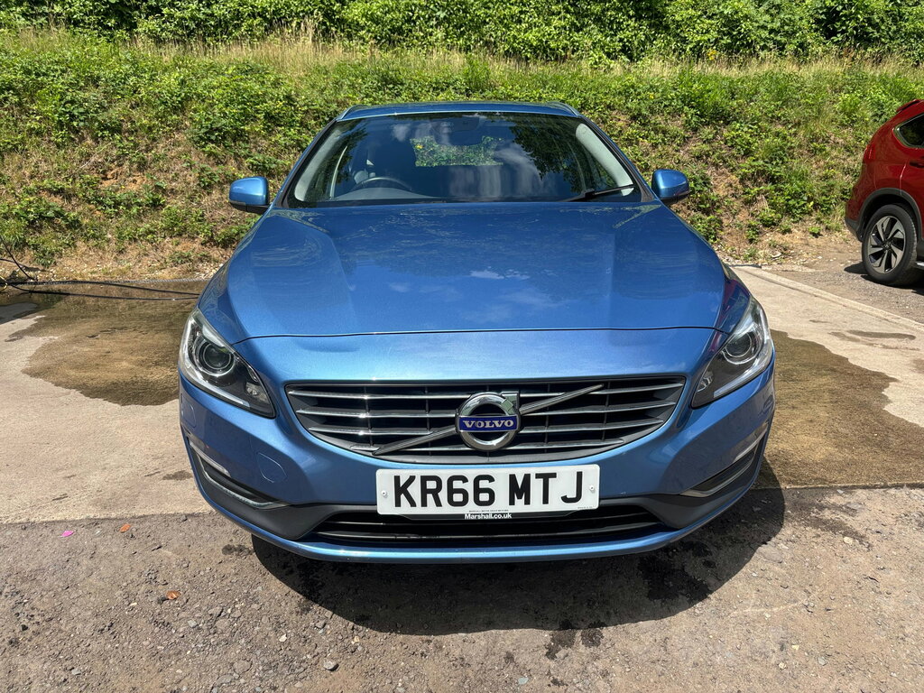 Volvo V60 2.0 D4 Se Lux Nav Estate Euro 6 S Blue #2