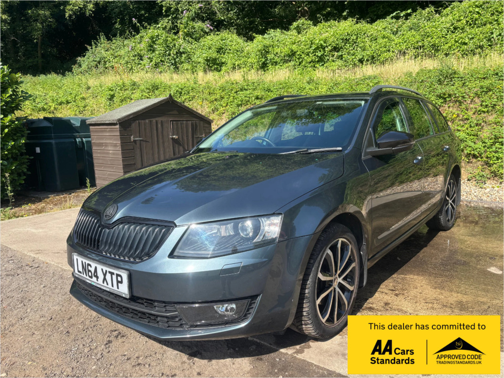 Skoda Octavia 2.0 Tdi Elegance Estate 4Wd Euro Grey