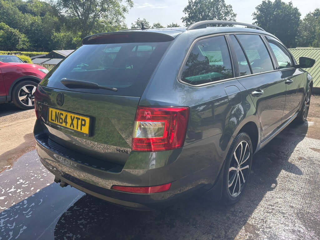 Skoda Octavia 2.0 Tdi Elegance Estate 4Wd Euro Grey #5