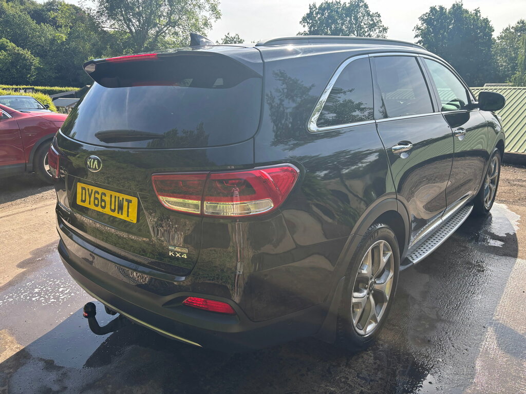 Kia Sorento 2.2 Crdi Kx-4 Suv Awd Euro 6 197 Black #5