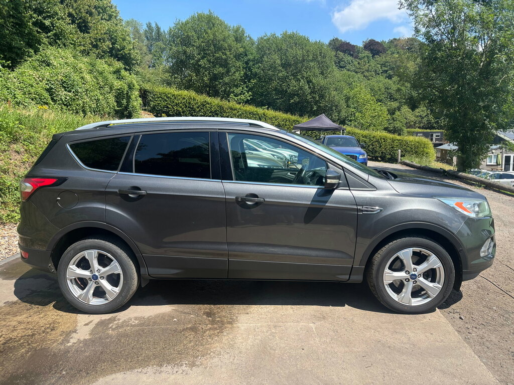 Ford Kuga 2.0 Tdci Titanium Suv Euro 6 S Grey #4