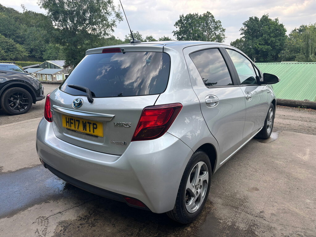 Toyota Yaris 1.5 Vvt-h Icon Hatchback Hybrid E-cvt E HF17WTP Silver #5