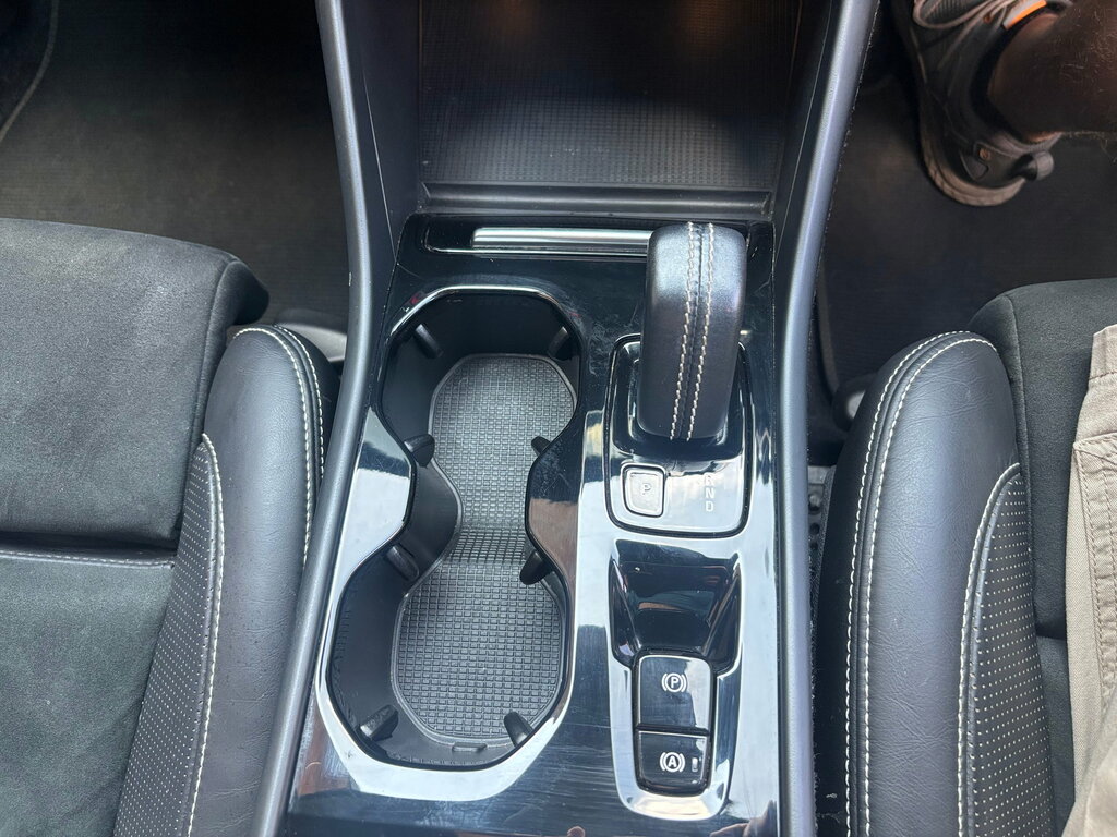 Volvo XC40 2.0 D4 190 First Edition Awd Geartronic White #21