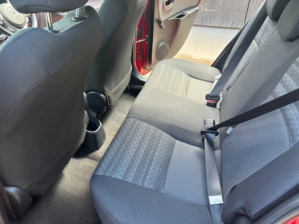 Toyota Yaris Blue #14
