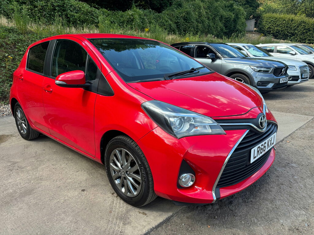 Toyota Yaris 1.33 Dual Vvt-i Icon Hatchback Multidri Red #3