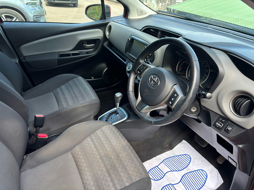 Toyota Yaris Blue #10