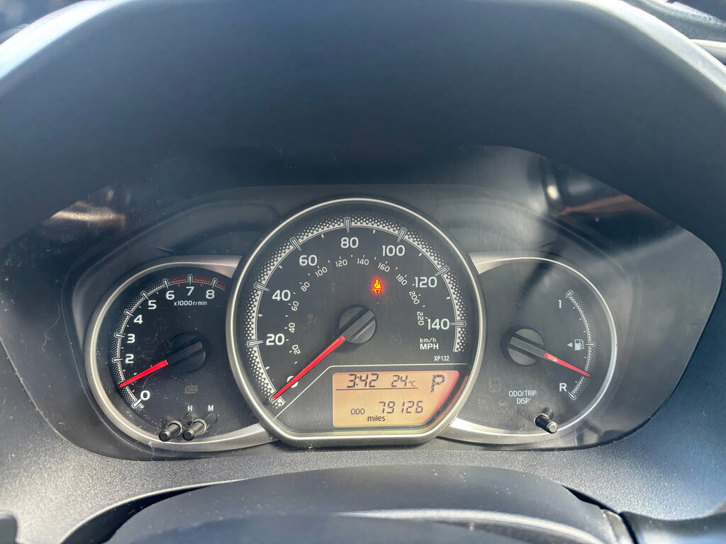 Toyota Yaris Blue #17