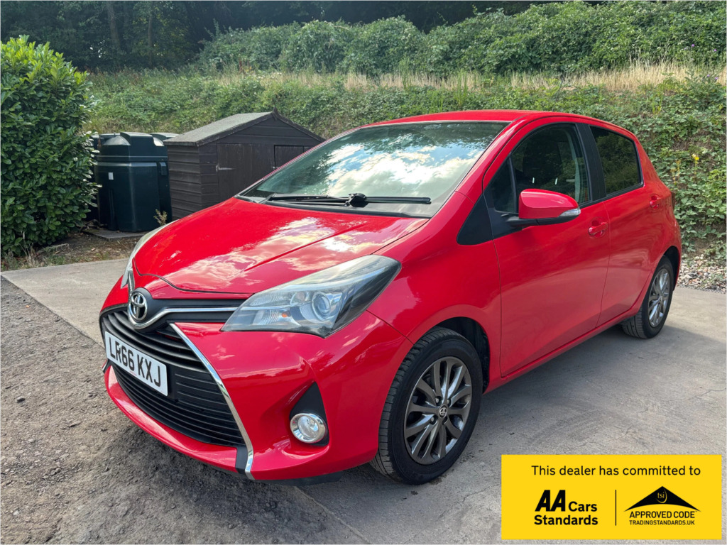 Toyota Yaris 1.33 Dual Vvt-i Icon Hatchback Multidri Red