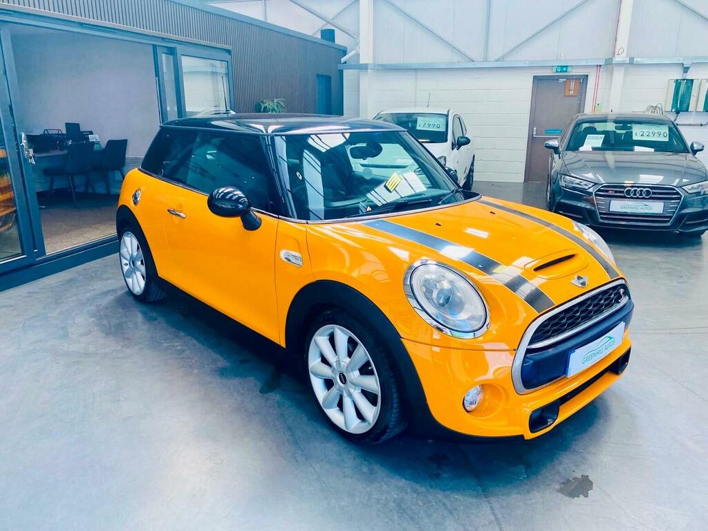 Mini Hatch 1.5 Cooper D 114 Bhp White #16