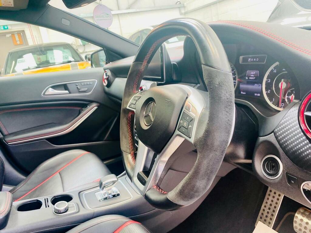 Mercedes-Benz A Class Hatchback A180 Cdi Blueefficiency Amg Sport 2013 White #12