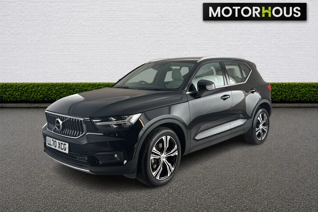 Volvo XC40 Estate 2.0 B4p Inscription Pro Black #3