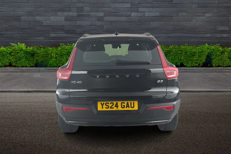 Volvo XC40 B3 Mhev YS24GAU Black #6
