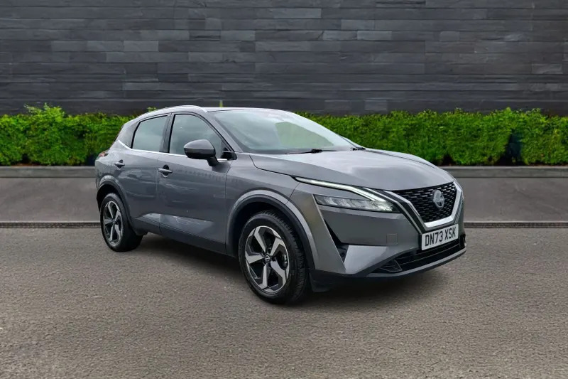 Nissan Qashqai 1.3 Dig-t Mh N-connecta DN73XSK Grey