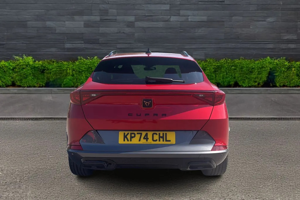 Cupra Formentor 1.5 Tsi 150 V2 Dsg KP74CHL Red #6