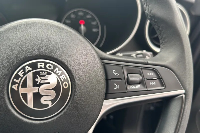 Alfa Romeo Stelvio 2.9 V6 Biturbo 510 Quadrifoglio Red #33
