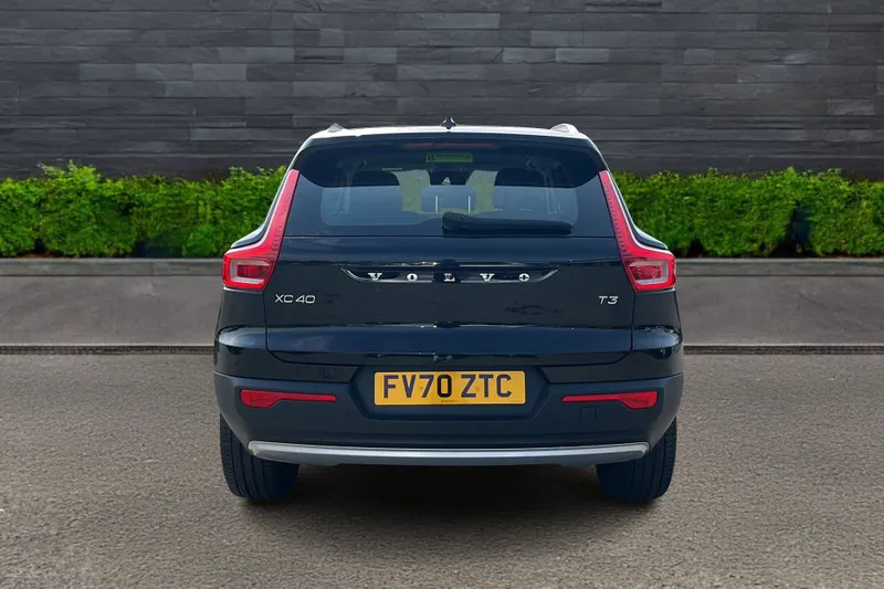 Volvo XC40 1.5 T3 163 Inscription G FV70ZTC Black #6