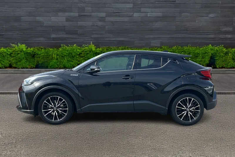 Toyota C-Hr 2.0 Hybrid Excel Cvt Black #4