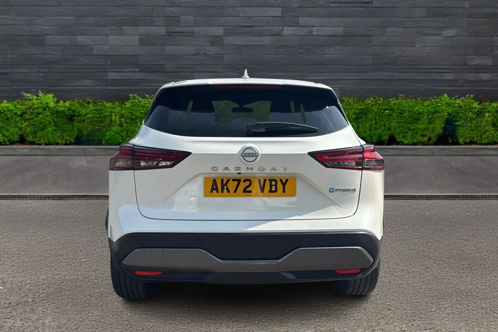 Nissan Qashqai 1.5 E-power N-connecta Aut AK72VBY White #6