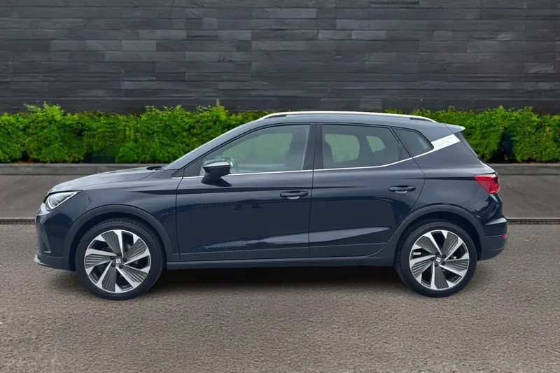 Seat Arona 1.0 Tsi 110 Fr Sport Blue #4