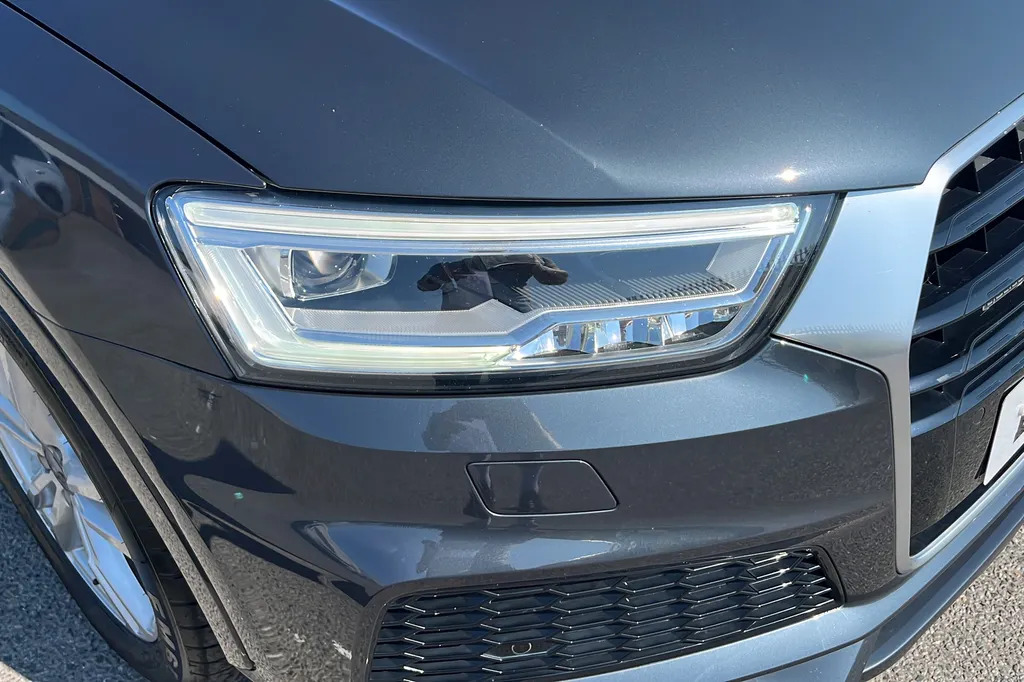 Audi Q3 2.0 Tdi Quattro S Line Edition DP18XRX Grey #6