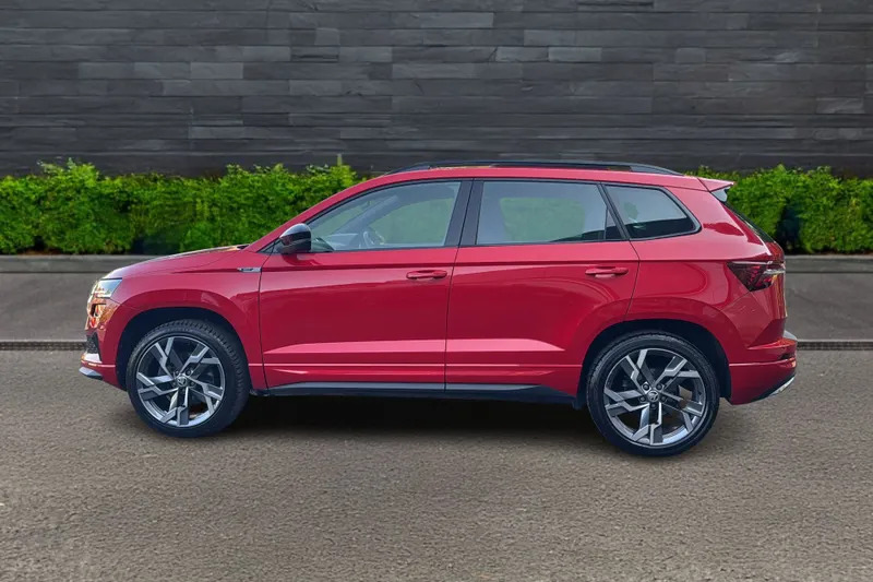 Skoda Karoq 2.0 Tsi Sportline 4X4 Dsg Red #4