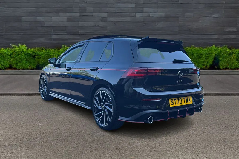 Volkswagen Golf 2.0 Tsi Gti Dsg Black #5