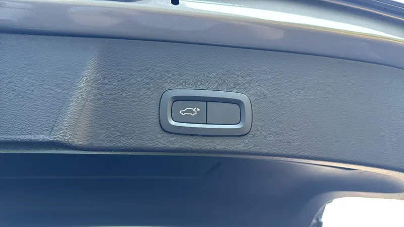 Volvo XC40 Volvo Estate 1.5 T3 163 R Design Geartronic Silver #55