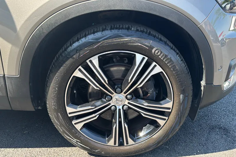 Volvo XC40 Volvo Estate 1.5 T3 163 R Design Geartronic Silver #15