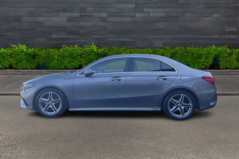 Mercedes-Benz A Class Amg Line Executive DT73ZSE Grey #4