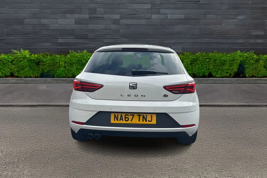 Seat Leon 1.4 Tsi 125 Fr Technology NA67TNJ White #6
