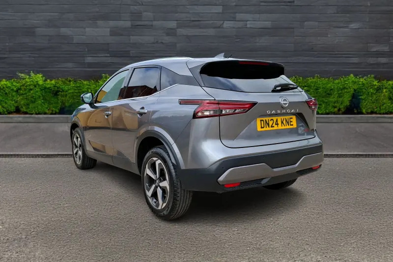 Nissan Qashqai Qashqai Hatchback 1.3 Dig-t Mh DN24KNE Grey #5
