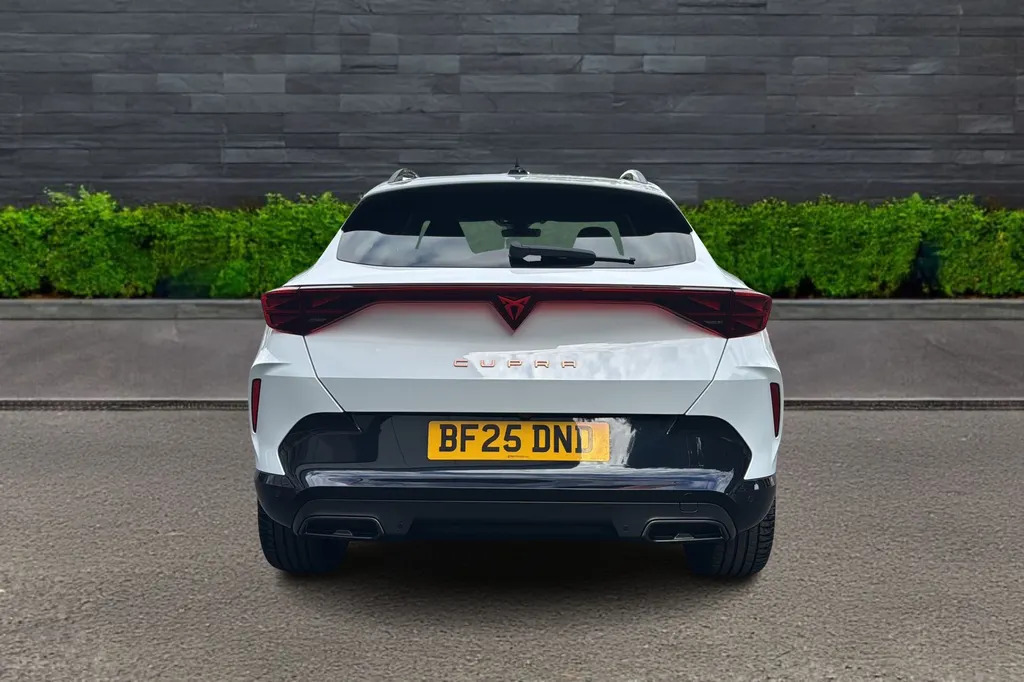 Cupra Formentor 1.5 Etsi 150 V2 Dsg White #5