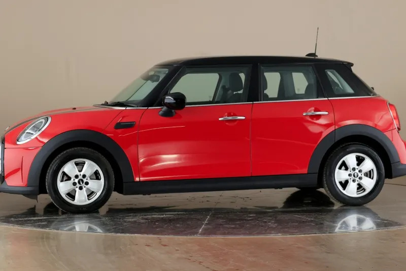 Mini Hatch Cooper Classic Red #2