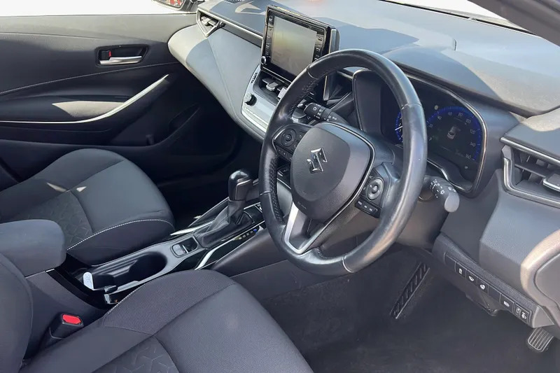 Suzuki Swace 1.8L Sz-t 97 Bhp Silver #17