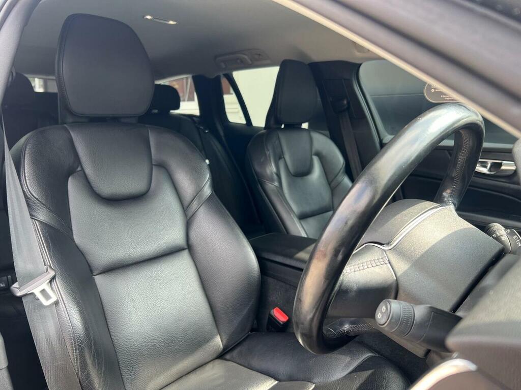 Volvo V60 D4 Inscription Pro Black #33