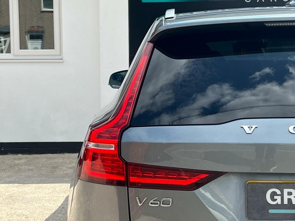 Volvo V60 D4 Inscription Pro Black #25