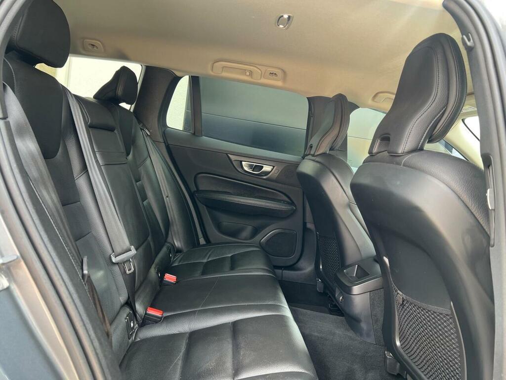 Volvo V60 D4 Inscription Pro Black #13