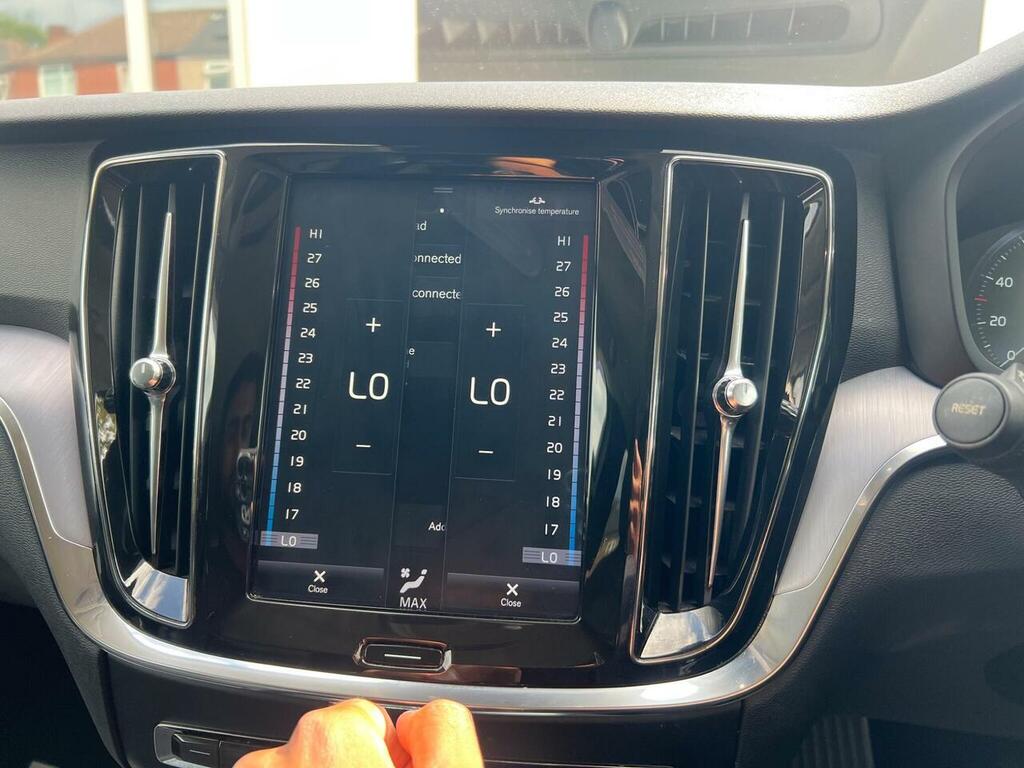 Volvo V60 D4 Inscription Pro Black #48