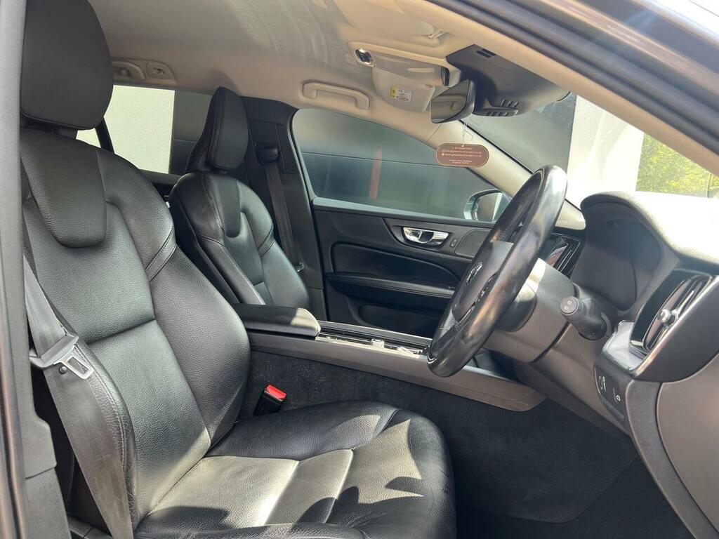Volvo V60 D4 Inscription Pro Black #10