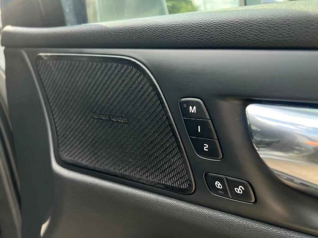 Volvo V60 D4 Inscription Pro Black #12