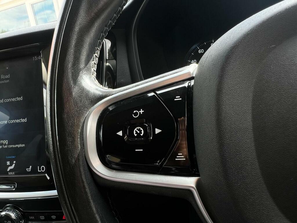 Volvo V60 D4 Inscription Pro Black #36
